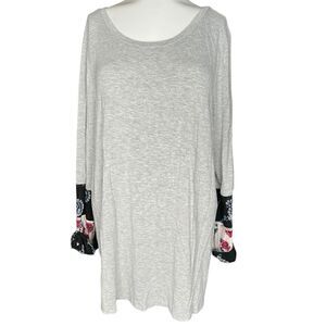 Dress Barn size large paisley/floral print top